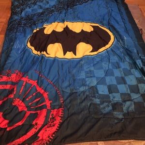 DYNAMIC BATMAN TWIN COMFORTER & SHEET SET - NEW